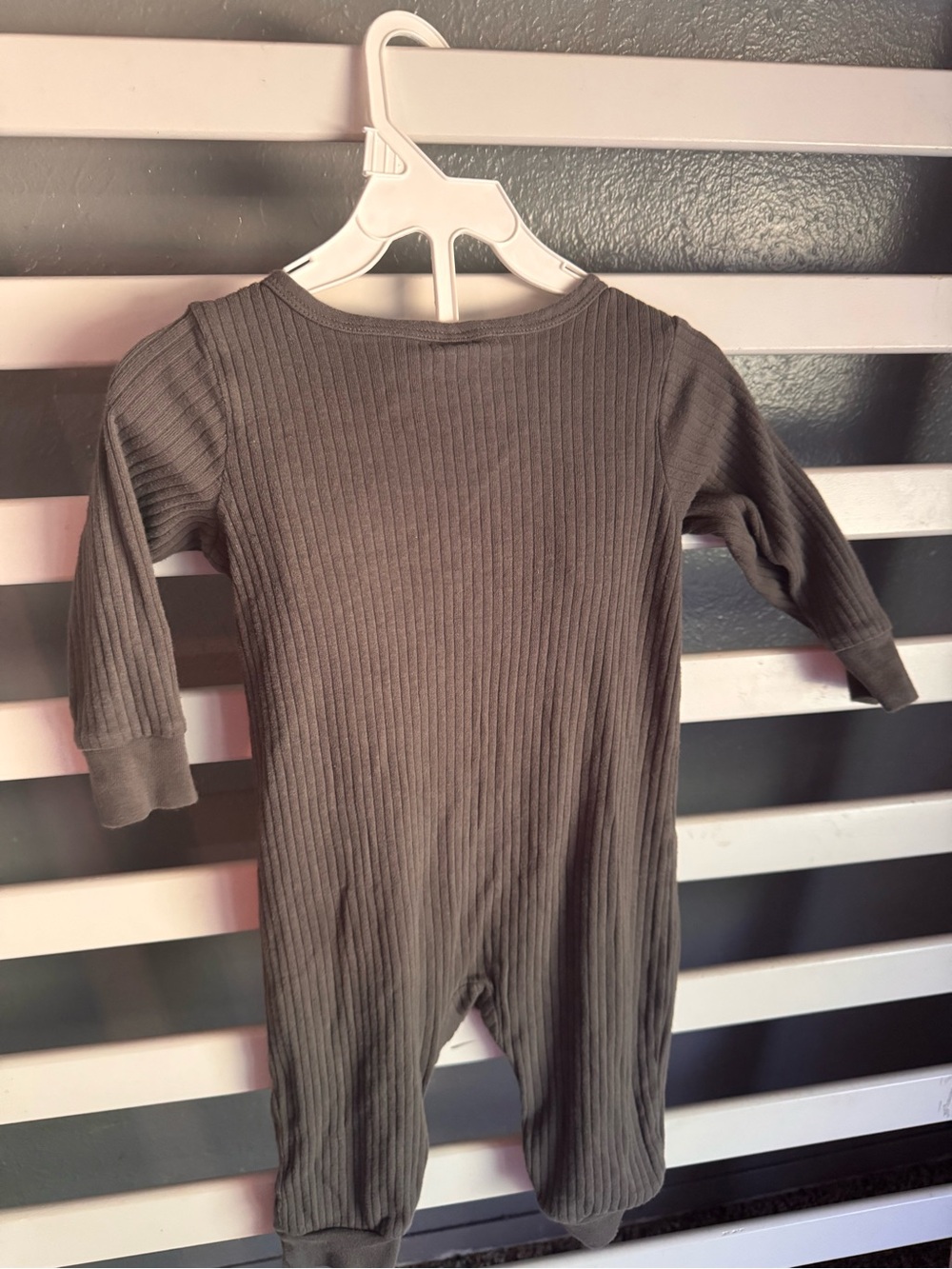 Gerber Ribbed Snap-Front Baby One-Piece - Gray - Picture 3 of 3